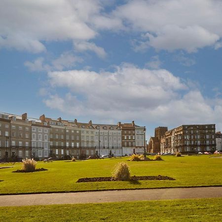 Host & Stay - Number Ten At Carlill Whitby Exterior photo